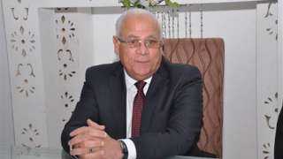 محافظ بورسعيد يطالب البنوك بتقديم التسهيلات اللازمة للشباب