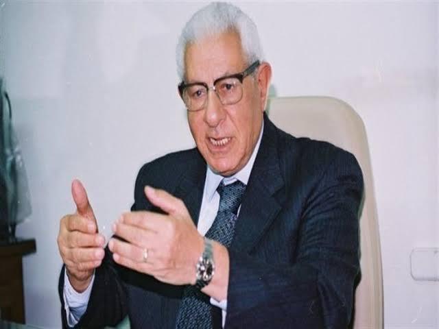 رئيس المجلس الاعلى للاعلام والصحافة مكرم محمد احمد