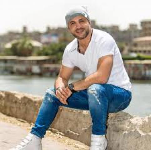 عزيز الشافعى 