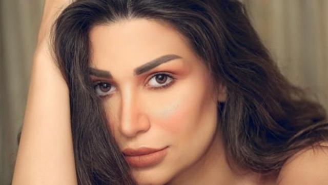 سارة نخلة