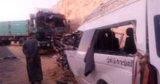 مصرع شخص وإصابة 15 آخرين.. التفاصيل الكاملة لحادث الطريق الصحراوي بسوهاج