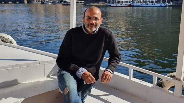 الشاعر أيمن بهجت قمر