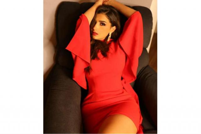 إطلالة جديدة للفنانة مي عمر - صورة أرشيفية