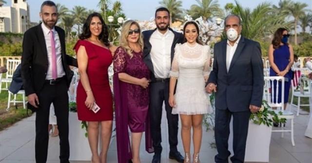 الشرنوبي وعائلتة