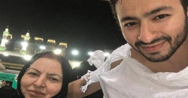 حماده هلال ووالدته