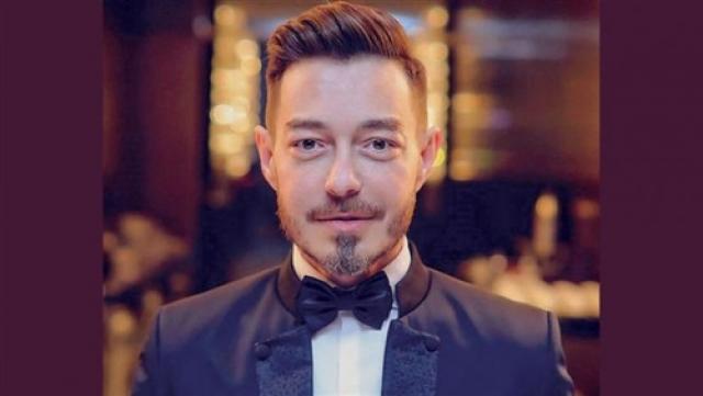 الفنان أحمد زاهر