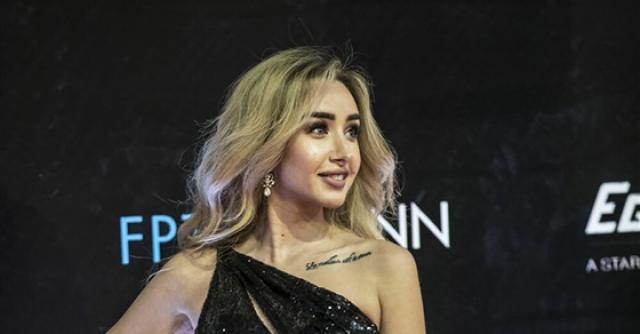 هنا الزاهد