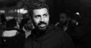 محمد سامى يدخل معسكرا مغلقا بأحد الفنادق لكتابة "نسل الأغراب" لـ كرارة والسقا